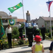 Svěcení praporu a znaku obce Loučka